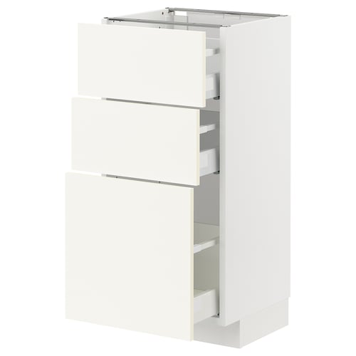 White METOD kitchen cabinet with three drawers, sleek design.