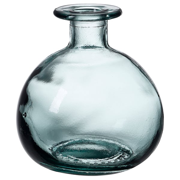 MYRMOSAIK vase: turquoise recycled glass, round bulbous shape, simple design.