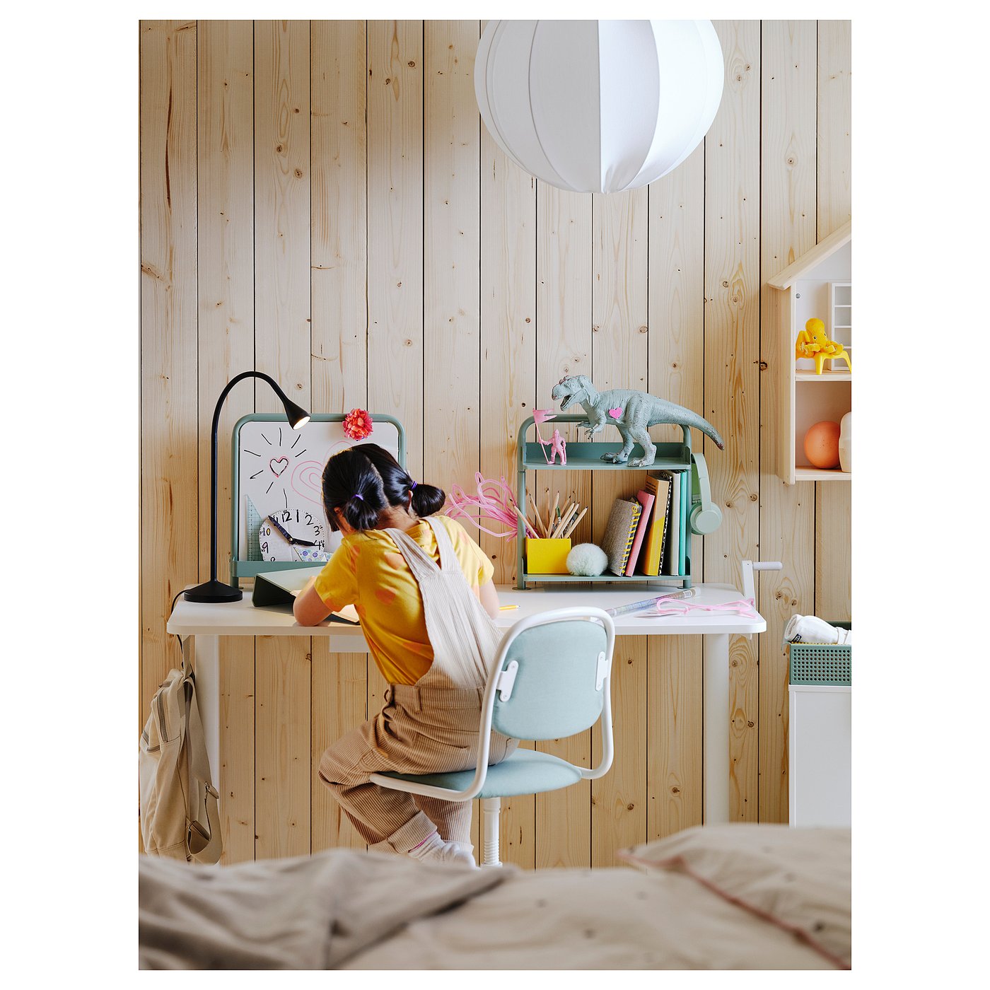 IKEA デスクチェア ÖRFJÄLL children's desk chair, white/Vissle light green - IKEA