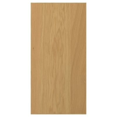 Depicts a SINARP oak veneer door with a solid oak edge, finished with a clear lacquer.
