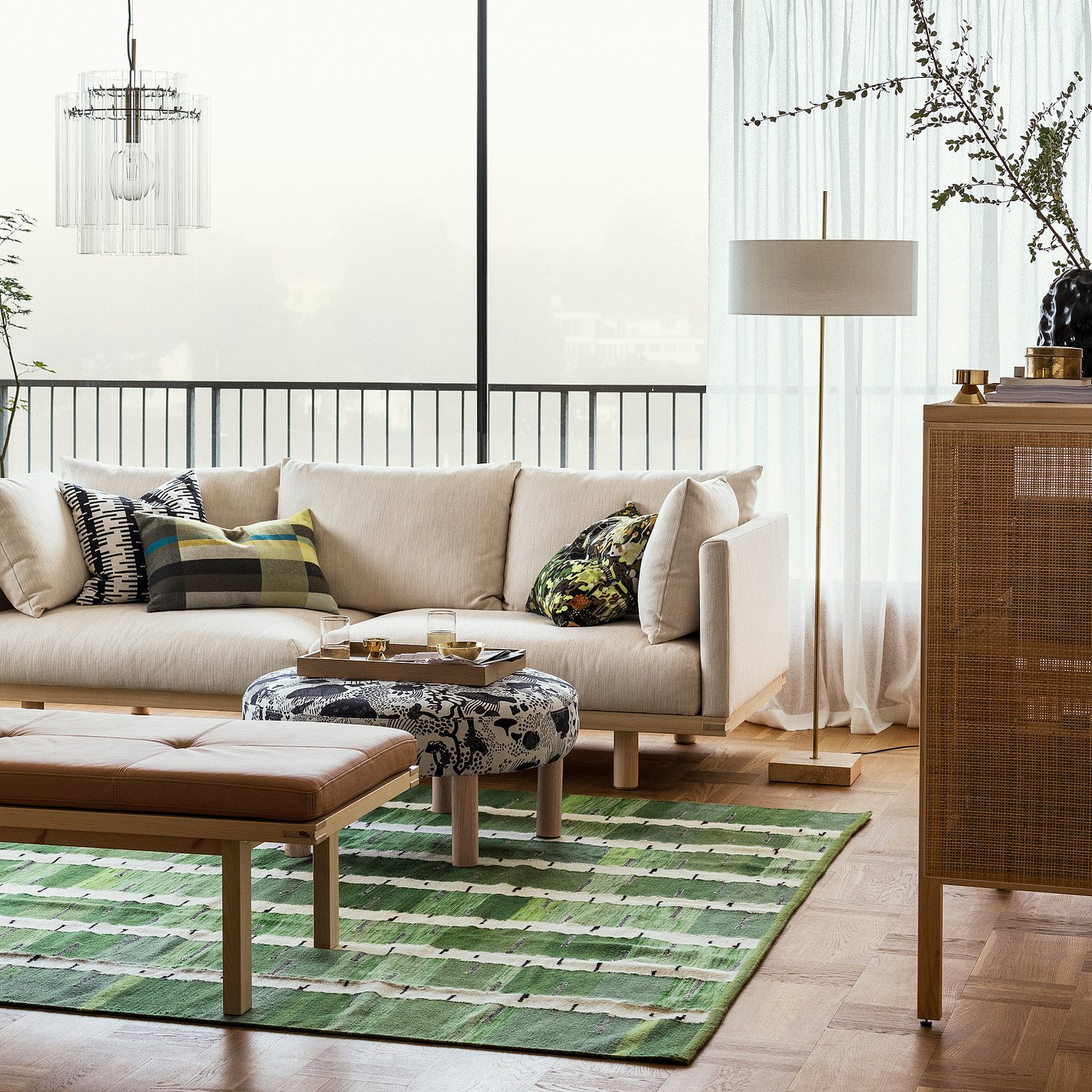 IKEA STOCKHOLM 2025 フロアランプ STOCKHOLM 2025 floor lamp, white textile/brass-plated, 159 cm - IKEA