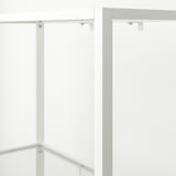 Strakke, moderne metalen kast met gaasdetail voor topkwaliteit en minimalistisch design.