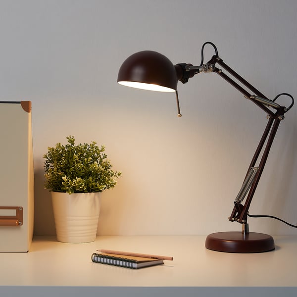 forsa bureaulamp donkerrood ikea