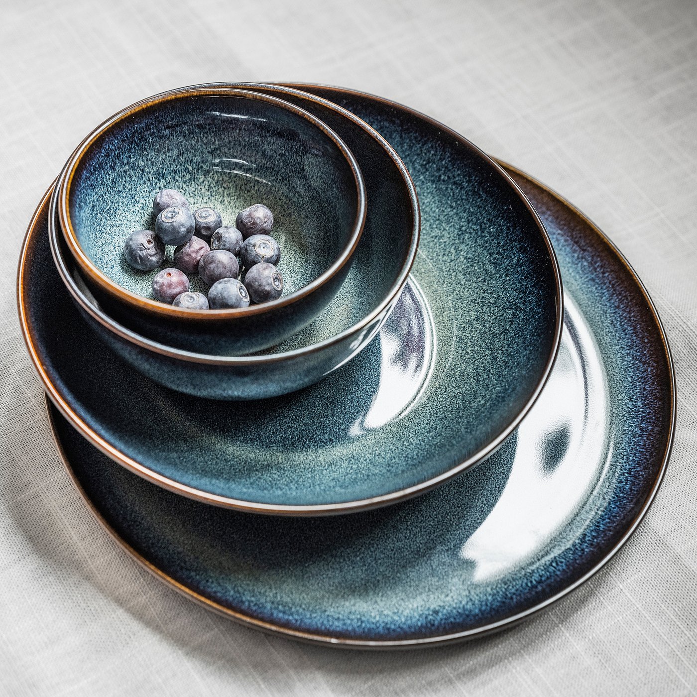 gladelig-bord-blauw__1043013_pe841644_s5.jpg