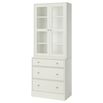 Witte HAVSTA set: glazen kast, grenen kist met metalen handgrepen.