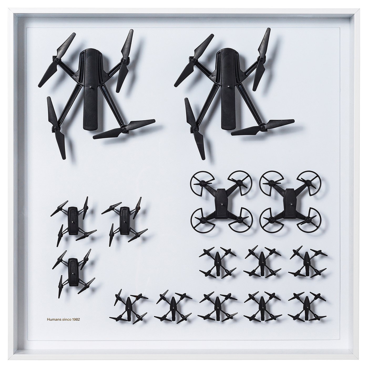 ikea art event 2021 wanddecoratie drone motief wit 50x50 cm ikea