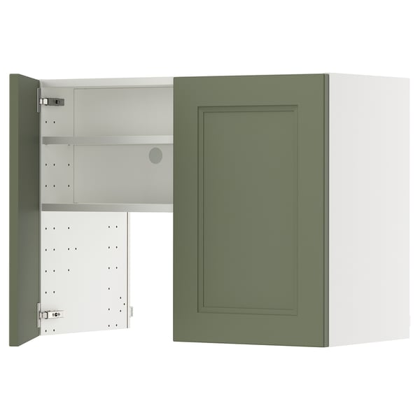 Olijfgroene ikea METOD wandkast met verstelbare legplanken.