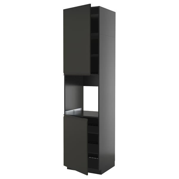 METOD zwarte keukenkast met planken, strak, modern design, lang en slank.