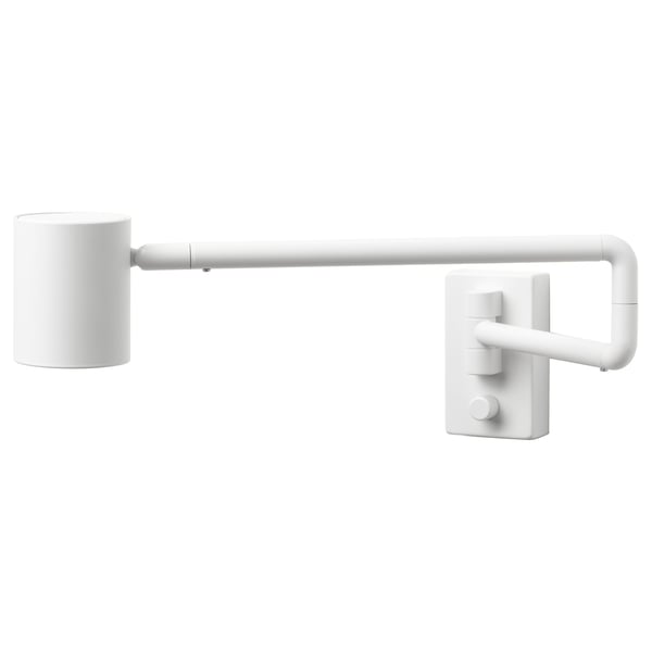 Nymäne witte wandlamp met verstelbare arm en cilindrische kap.