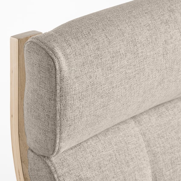 Gestoffeerde stoel met gebogen houten rugleuning, lichtgrijze stof, hoogwaardig vakmanschap.