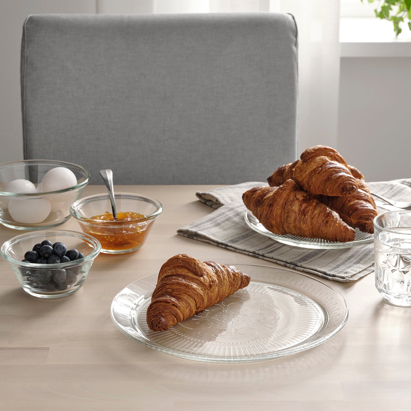 sallskaplig bord helder glas met een patroon 26 cm ikea