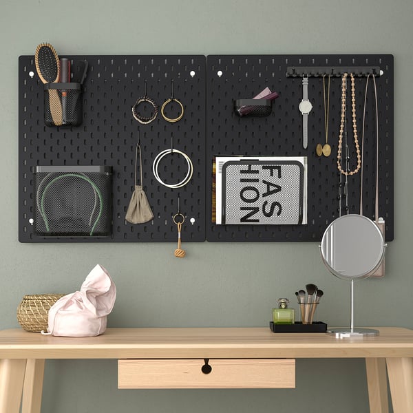 SKÅDIS zwarte ophangbord organizer met accessoires.