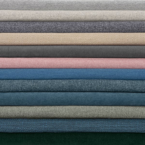 Een stapel SÖDERHAMN-stofstalen in verschillende kleuren en texturen, met duurzame chenille-ontwerpen voor bekleding.