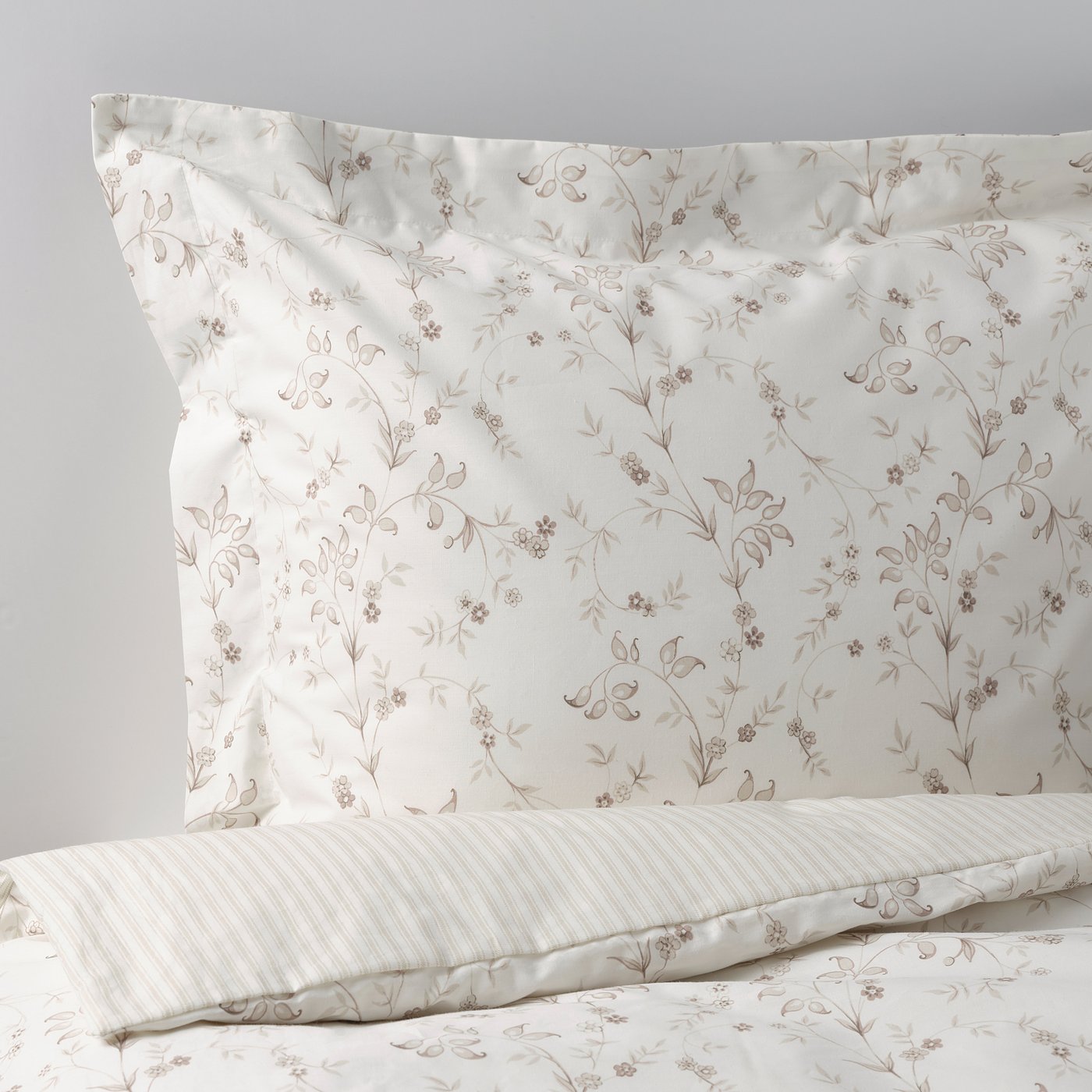 https www ikea com nl nl p eket kastencombinatie met doppen wit grijsturkoois donkergrijs s59387995 weekly 1 https www ikea com nl nl images products eket kastencombinatie met doppen wit grijsturkoois donkergrijs 0915215 pe784655 s5 jpg