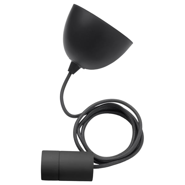 De SUNNEBY lamp in het zwart. Het bevat een flexibel snoer en een modern ontwerp, ideaal voor doe-het-zelflampen.