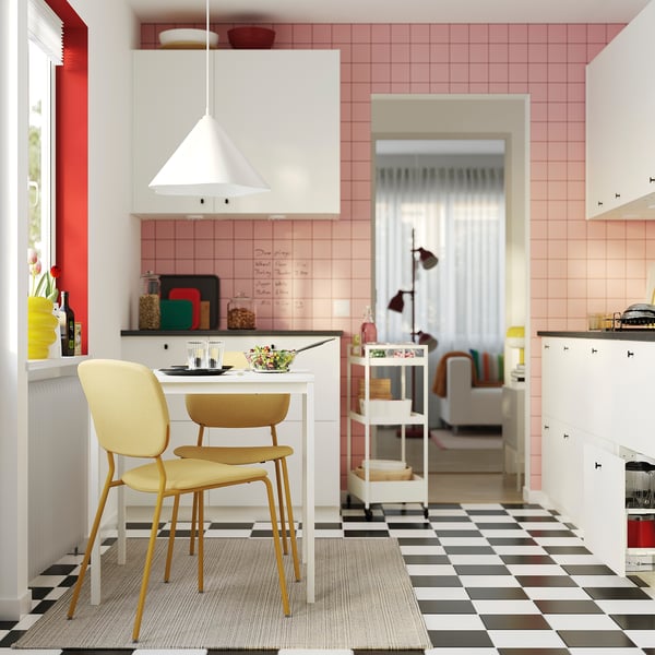 VIHALS / VIHALS Tafel met 2 stoelen, wit wit/geel Tibbleby-geel, 74x74 cm