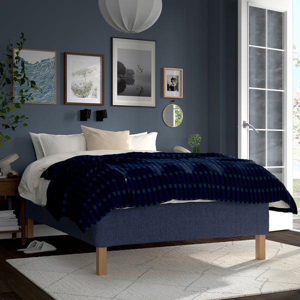 RISHÖJDEN Pocket spring mattress bse, 7 zones, incl leg medium firm/Kilanda dark blue, 140x200 cm