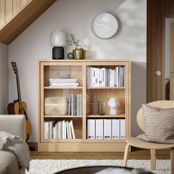 TONSTAD Cabinet with sliding glass doors, oak veneer, 121x37x120 cm