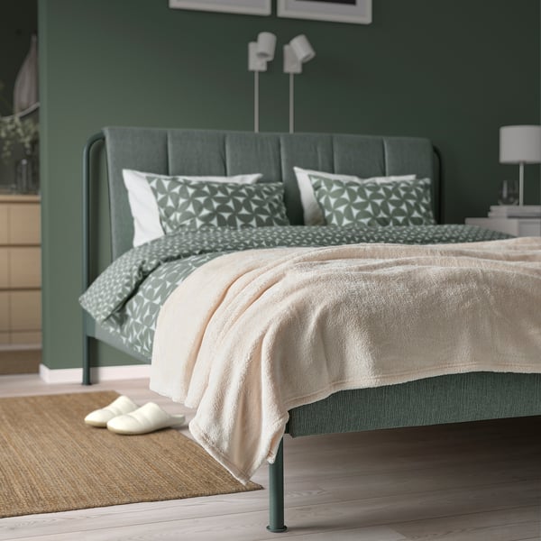 TRATTVIVA Bedspread, off-white, 230x250 cm