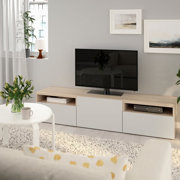 BESTÅ TV-benk, hvitbeiset eikemønster/Lappviken lys grå, 180x42x39 cm