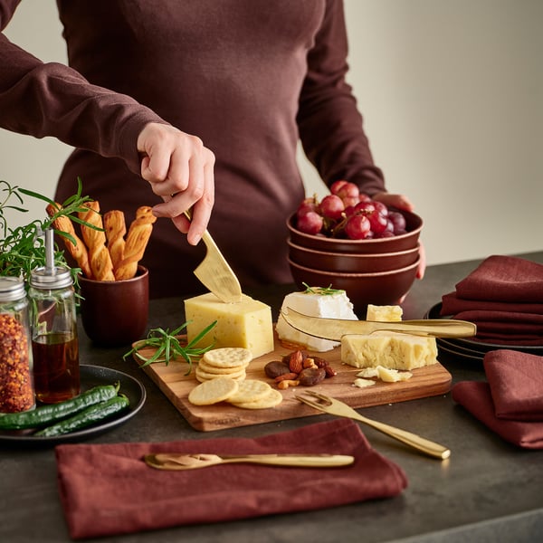 TILLAGD Ostekniv, 4 stk., messingfarget