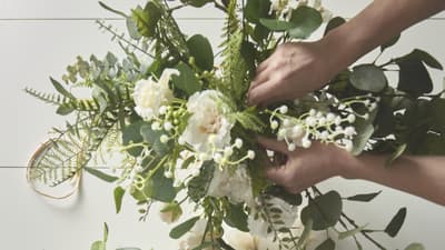 Artificial bouquets
