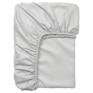 A folded light grey BÄRGLIM fitted sheet, made from soft, eco-friendly 100% recycled polyester.