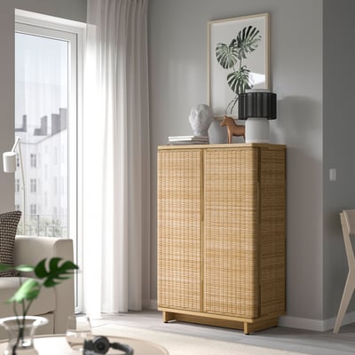 Rattan and wood cabinet, natural colour, rectangular shape, two doors.