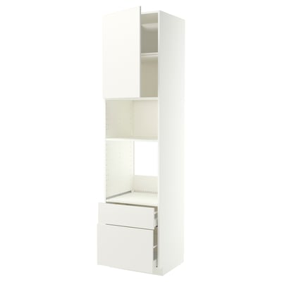 White METOD kitchen cabinet with clean lines & multiple storage options.