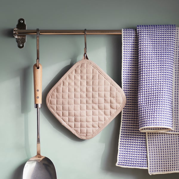 VÄLVÅRDAD Pot holder, beige, 19x19 cm