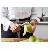 IKEA 365+ VÄRDEFULL قشّارة بطاطس, أسود