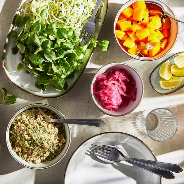 GLADELIG dinnerware with salad & lemon