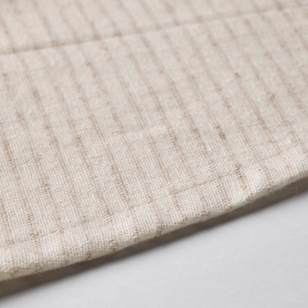 SILVERARV مفرش طاولة, مخطط بيج فاتح/أبيضعاجي دائري, 150 سم IKEA