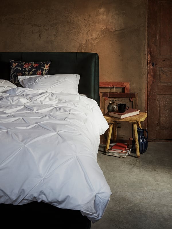 TRUBBTÅG Duvet cover and 2 pillowcases, white, 240x220/50x80 cm