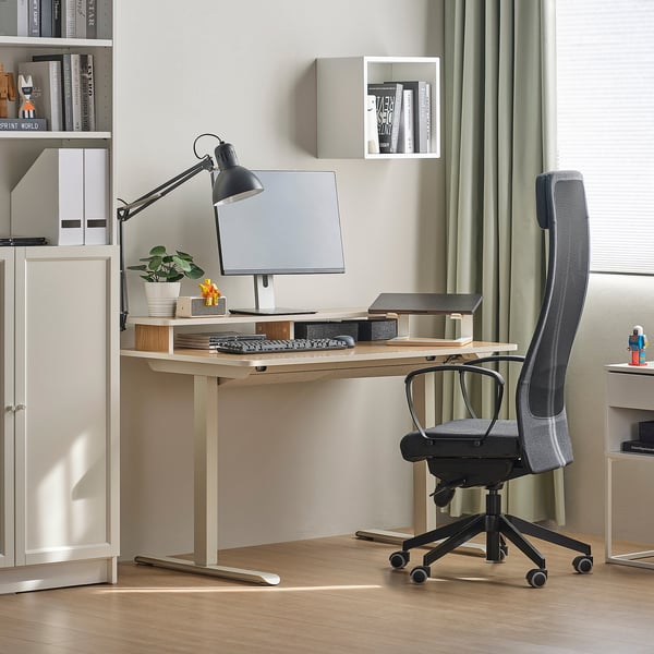 MARKUS Office chair, Vissle dark gray, Medium