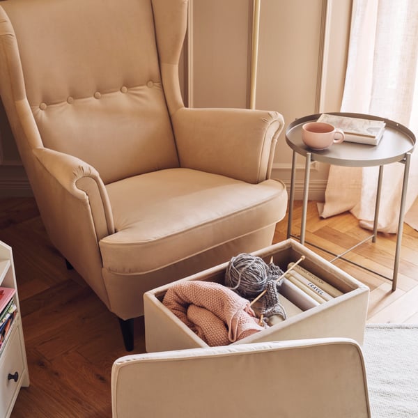 STRANDMON Wing chair with ottoman, Tommaboda deep beige