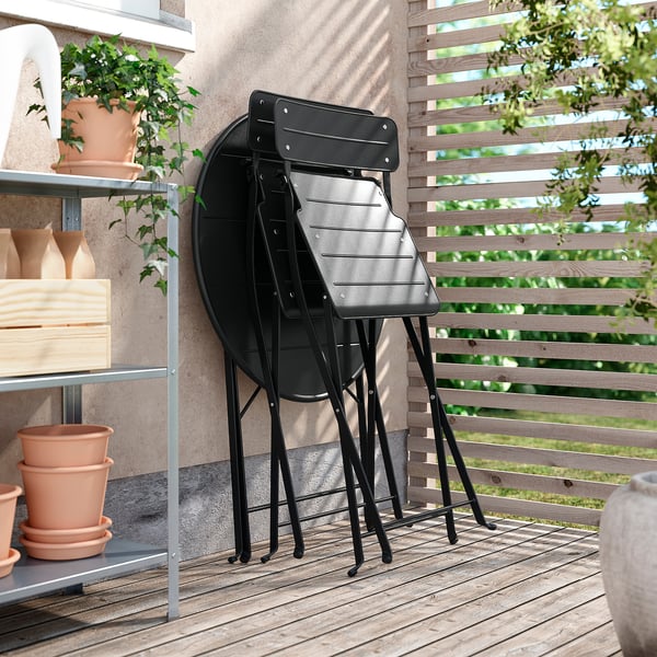 SUNDSÖ Table and 2 folding chairs
