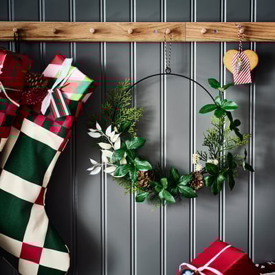 VINTERFINT Artificial half wreath, indoor/outdoor green/white, 45 cm