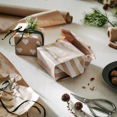 VINTERFINT Gift wrap, roll, mixed patterns brown/white, 3x0.7 m/2.10 m²
