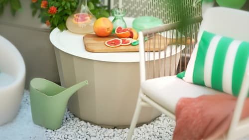 Outdoor coffee & side tables