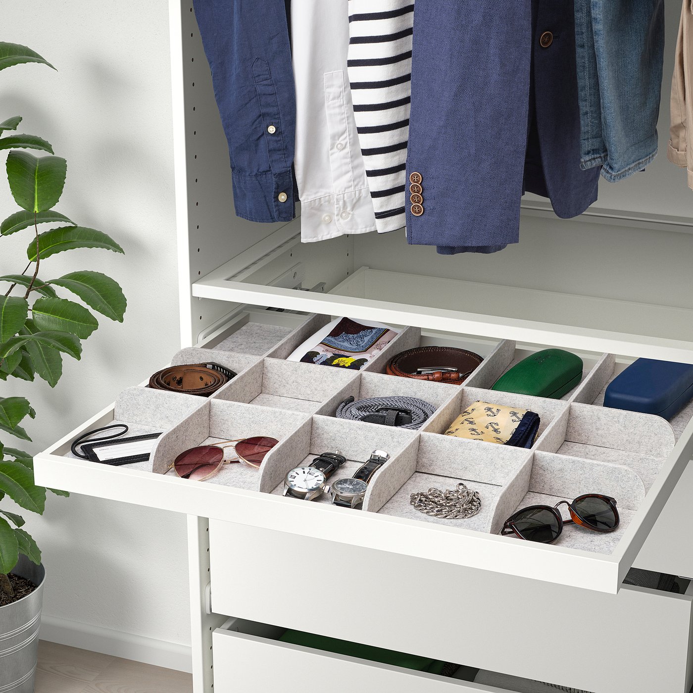 IKEA トレービー　本棚　ラック　送料込み KOMPLEMENT コムプレメント 仕切り 引き出し式トレイ用, ライト