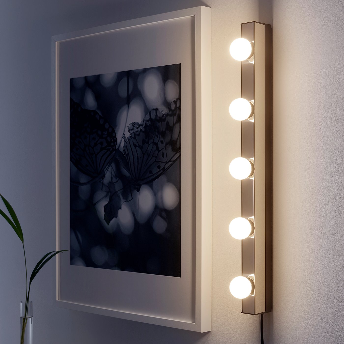 IKEA ドレッサー LED照明付き IKEA ドレッサー LED照明付き