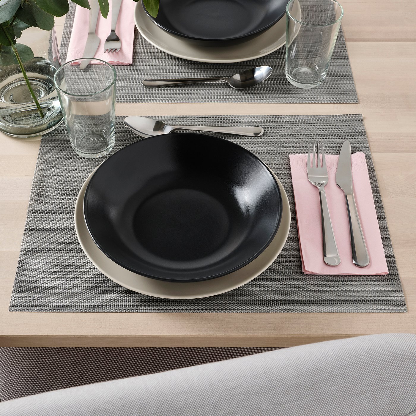 FÄRGKLAR フェルグクラー 深皿, マット ダークグレー, 23 cm - IKEA