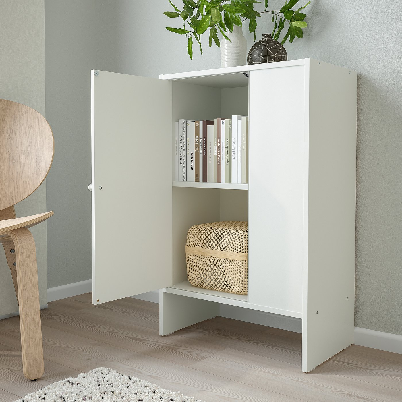 IKEA BAGGEBO バッゲボー キャビネット 扉付 ホワイト 送料無料 BAGGEBO バッゲボー キャビネット 扉付, ホワイト, 50x30x80 cm