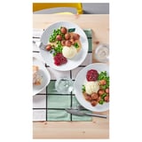 Proteinbällchen, Kartoffelpüree Erbsen/Sahnesoße und Preiselbeeren 8 Stück