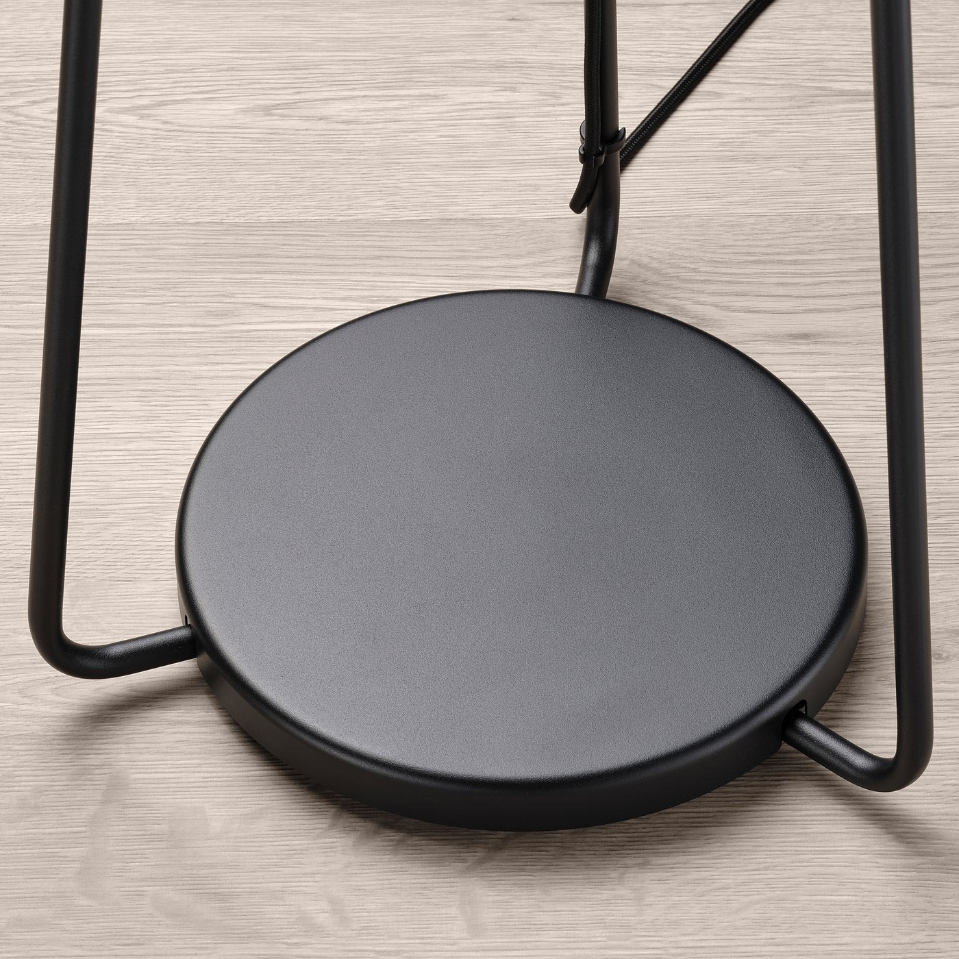 IKEA SYMFONISKスマートスピーカー ブラックとランプベース 竹 SYMFONISK シンフォニスク スピーカーランプ WiFi付き、竹製