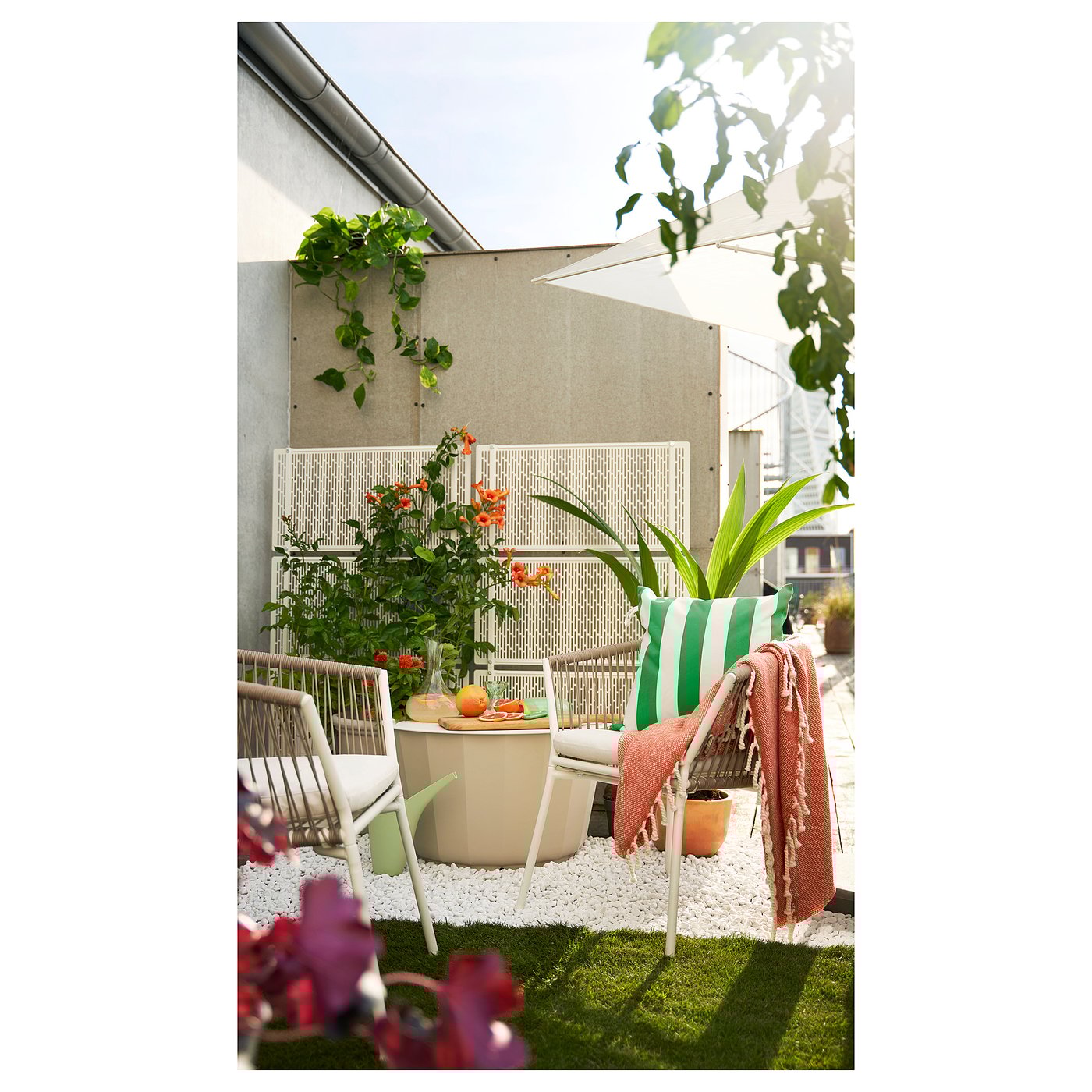 SEGERÖN セーゲローン チェア アームレスト付き 屋外用, ホワイト