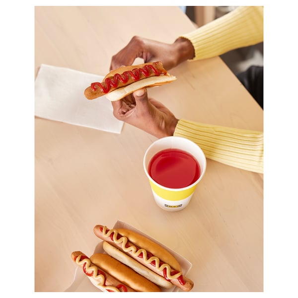  Plant-based hot dog