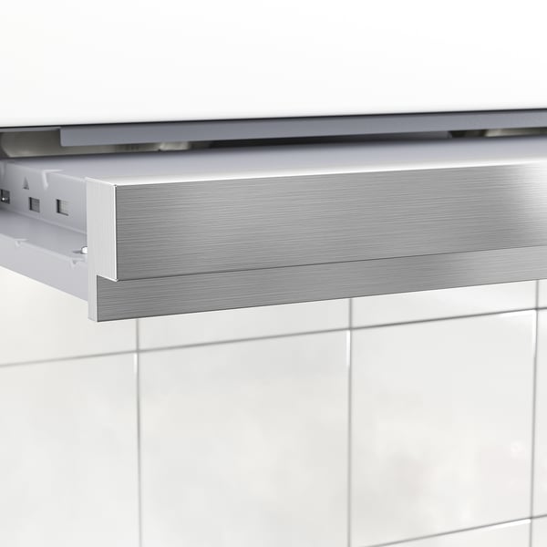 Built-in extractor hood with sleek, modern design. Mounted in cabinet; pulls out for use. Led lighting included.