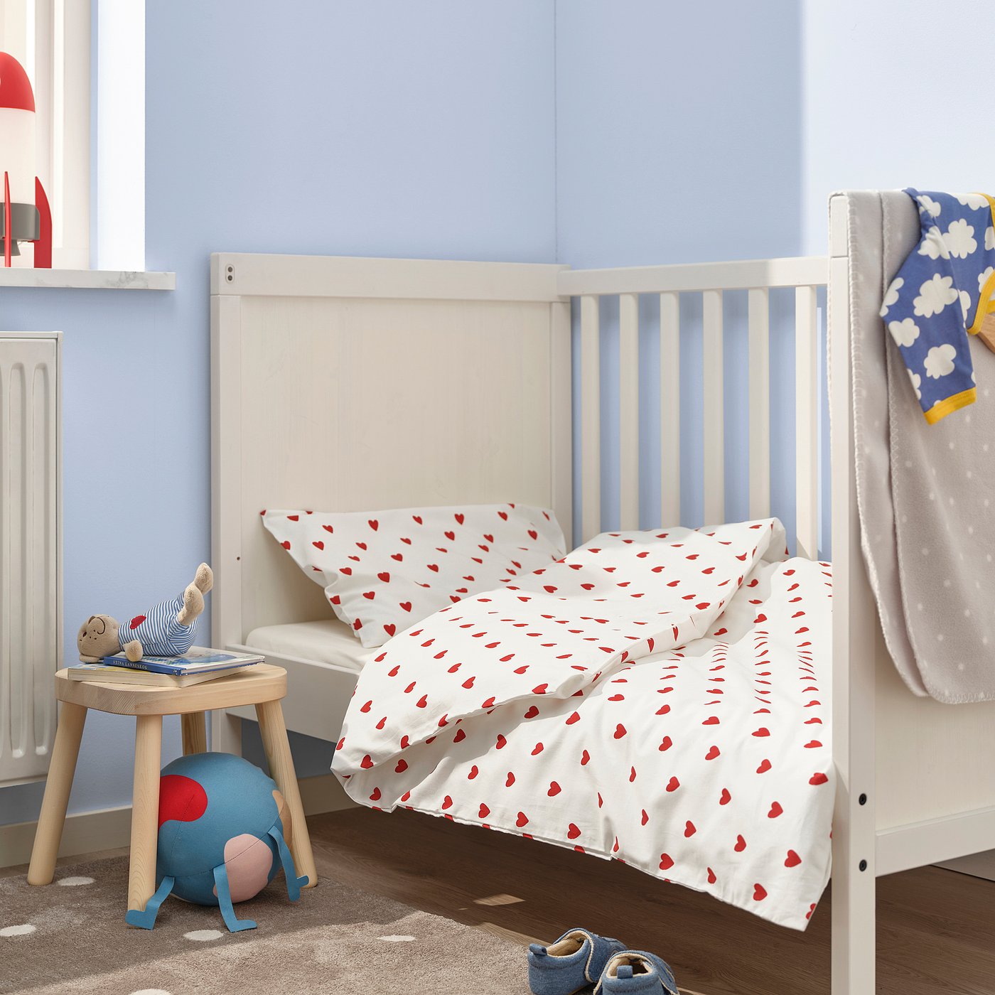 HZDMJ ベビーベッド + IKEAケアマット(シーツ付き) + スリング skoetsam-cover-for-babycare-